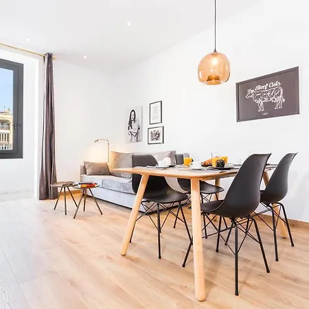 Апартаменты Cozy Close To Passeig De Gracia